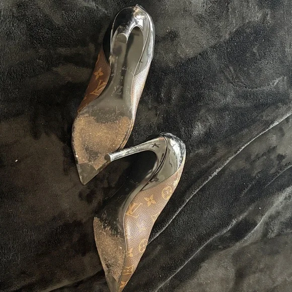 Louis Vuitton Monogram Brown Heels - Picture 2 of 3